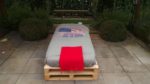 een persoons pallet bed